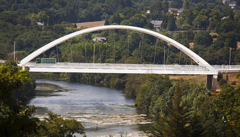 Modern bridge over river Miño, Lugo